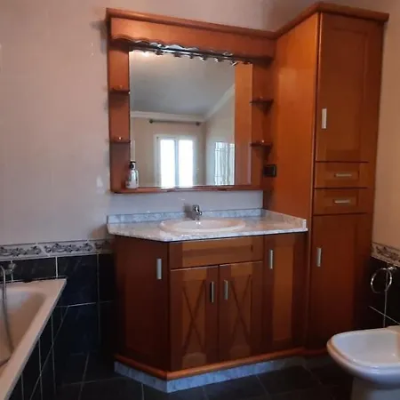 Moclinejo House Dom wakacyjny Malaga