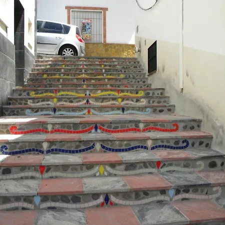 Moclinejo House Dom wakacyjny Malaga